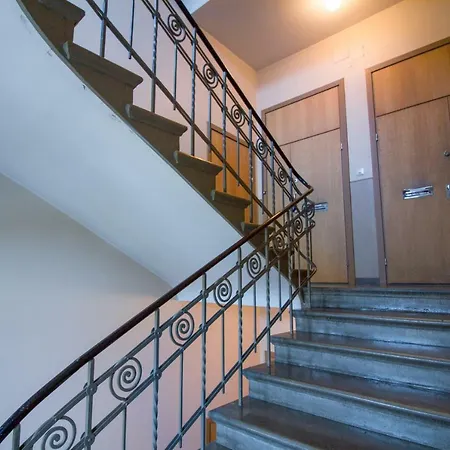 2ndhomes Pietarinkatu 3 *